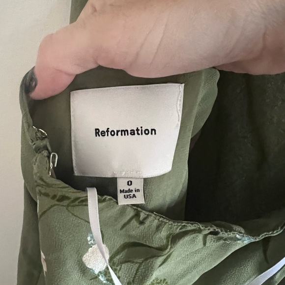 NWT Reformation green Floral backless dress - the coralie dress in Bonita 0 - Picture 9 of 10